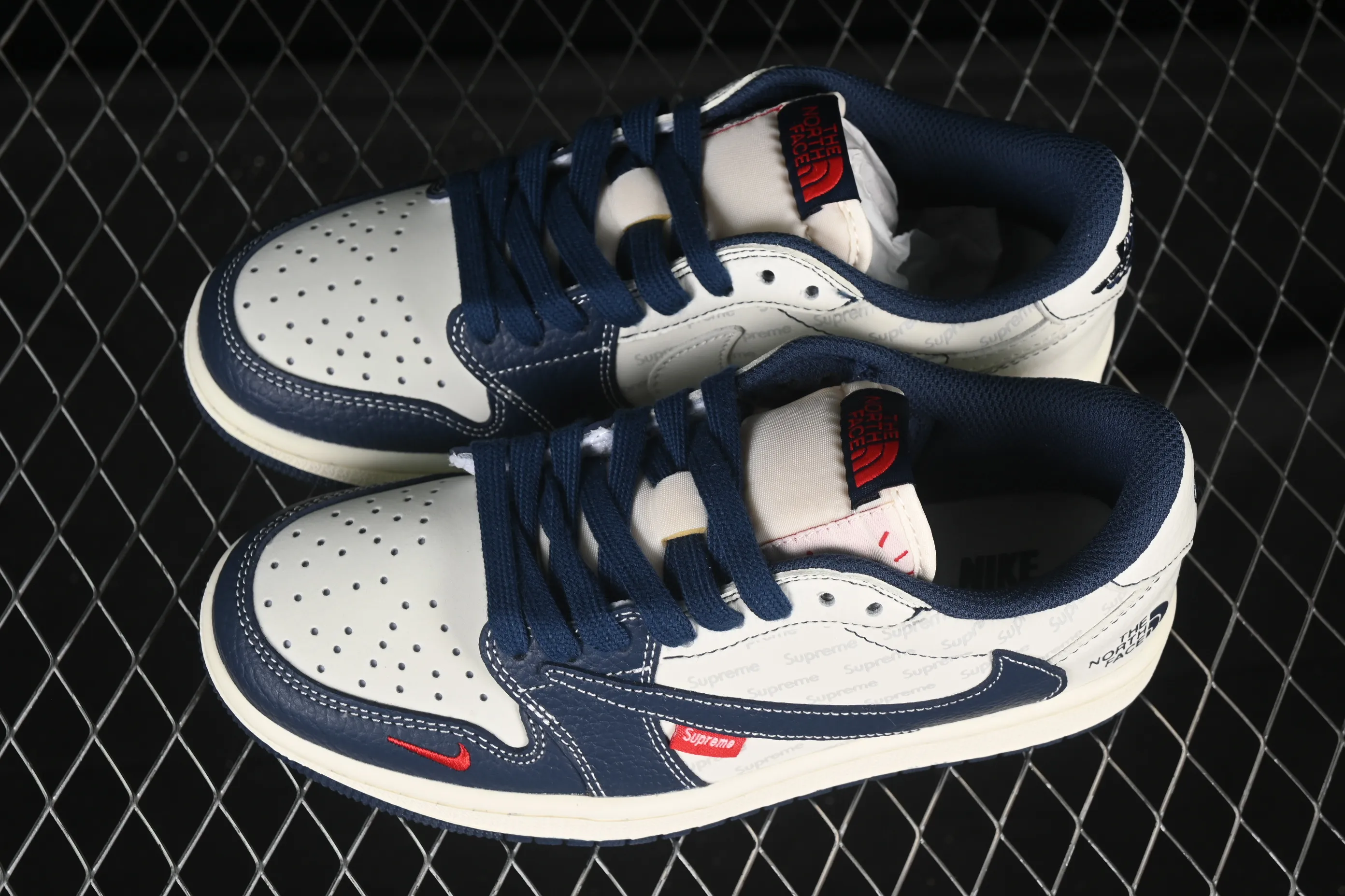 All categories Air Jordan Jordan series basketball shoes Air Jordan 1 Low high-end customized low-top sneakers Travis Scott x Fragment Design x Air Jordan 1 Low OG SP AJ1 Joe 1 tripartite joint milk white dark blue low-top cultural casual sneakers XZ5749-009